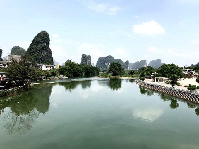 广西日报聚焦广西发展动态